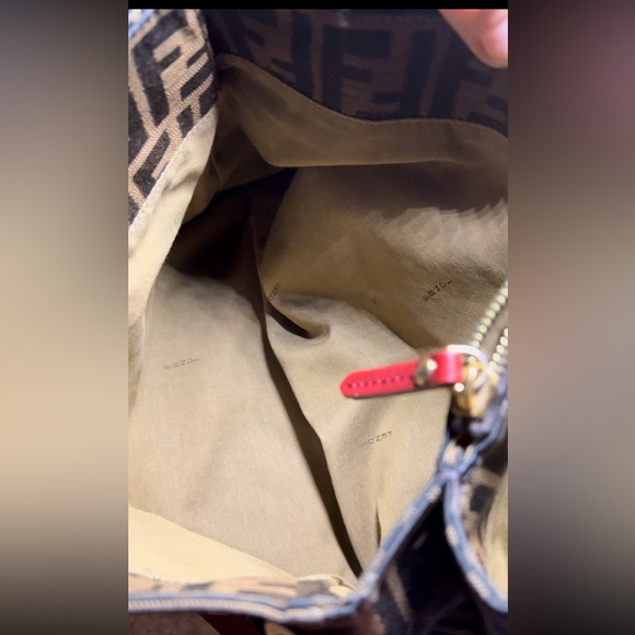 Fendi purse - Picture 15 of 17